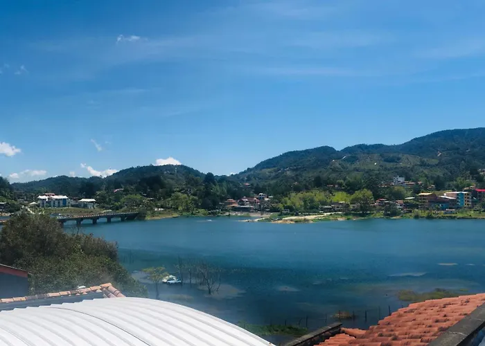 The Hostels Lake View